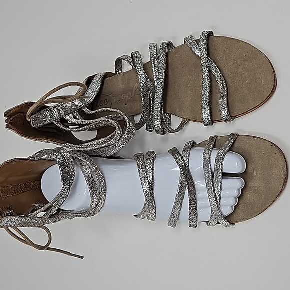 Free People Silver Metallic Strappy Zipper Laceup Gladiator Sandals Size 38 - Picture 2 of 11